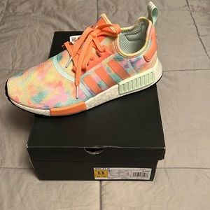 Women’s adidas LIMITED EDITION tie dye NMD size 11